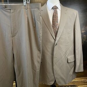 Joseph & Feiss 48R 42 x‎ 28 2 Piece 100% Wool Taupe Pinstriped 2 Button Suit